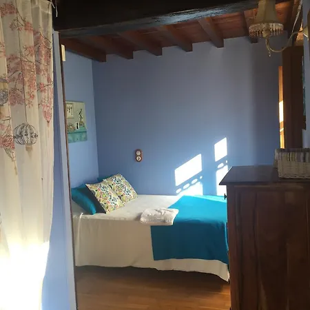 Os Tres Teixos Pension San Acisclo Buitenkant foto
